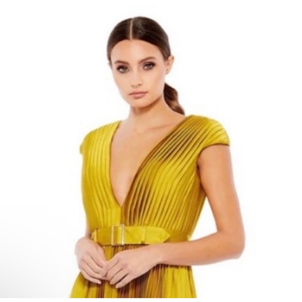 NWT MAC DUGGAL Pleated Cap Sleeve Belted ALine Dress 26483 Chartreuse Sz 10 $338 - Picture 4 of 6